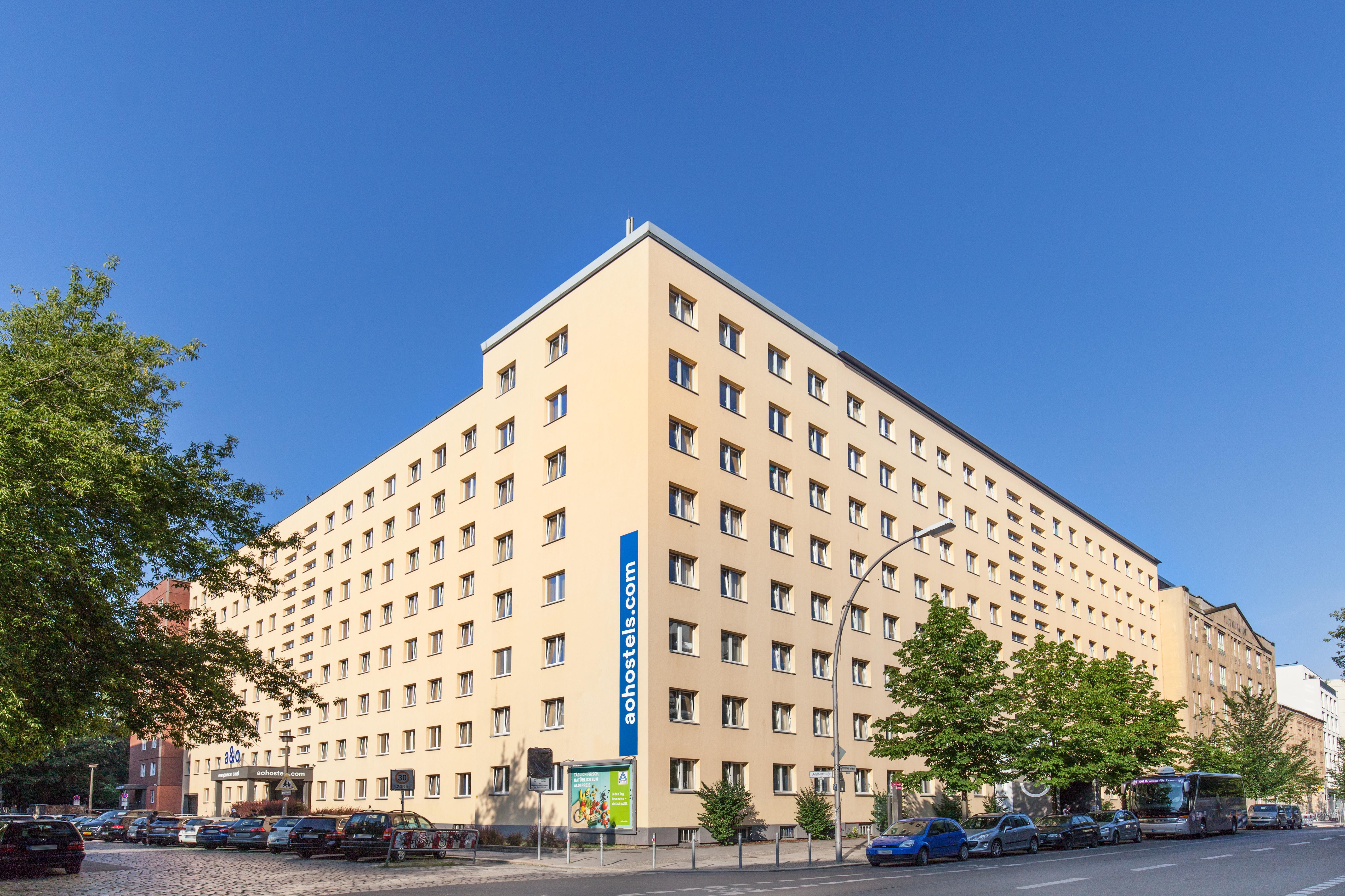 A&O Berlin Mitte Hostel Exterior photo